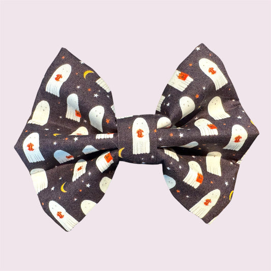 Little ghosties Bow tie